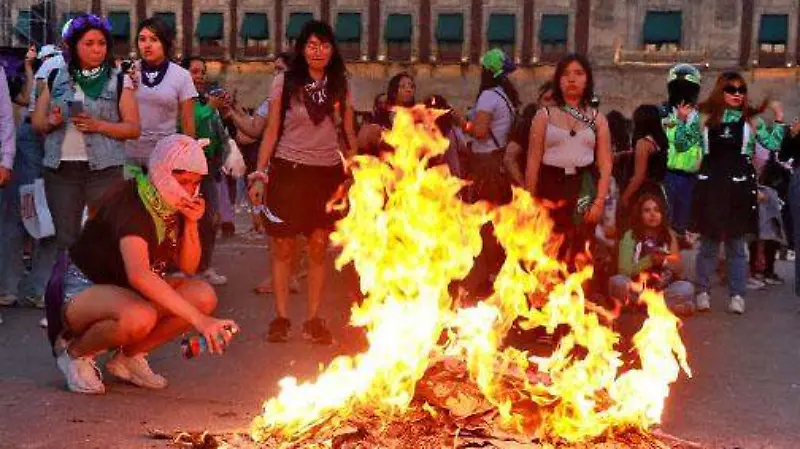 Imágenes de la marcha del 8M en CDMX y su récord de asistencia